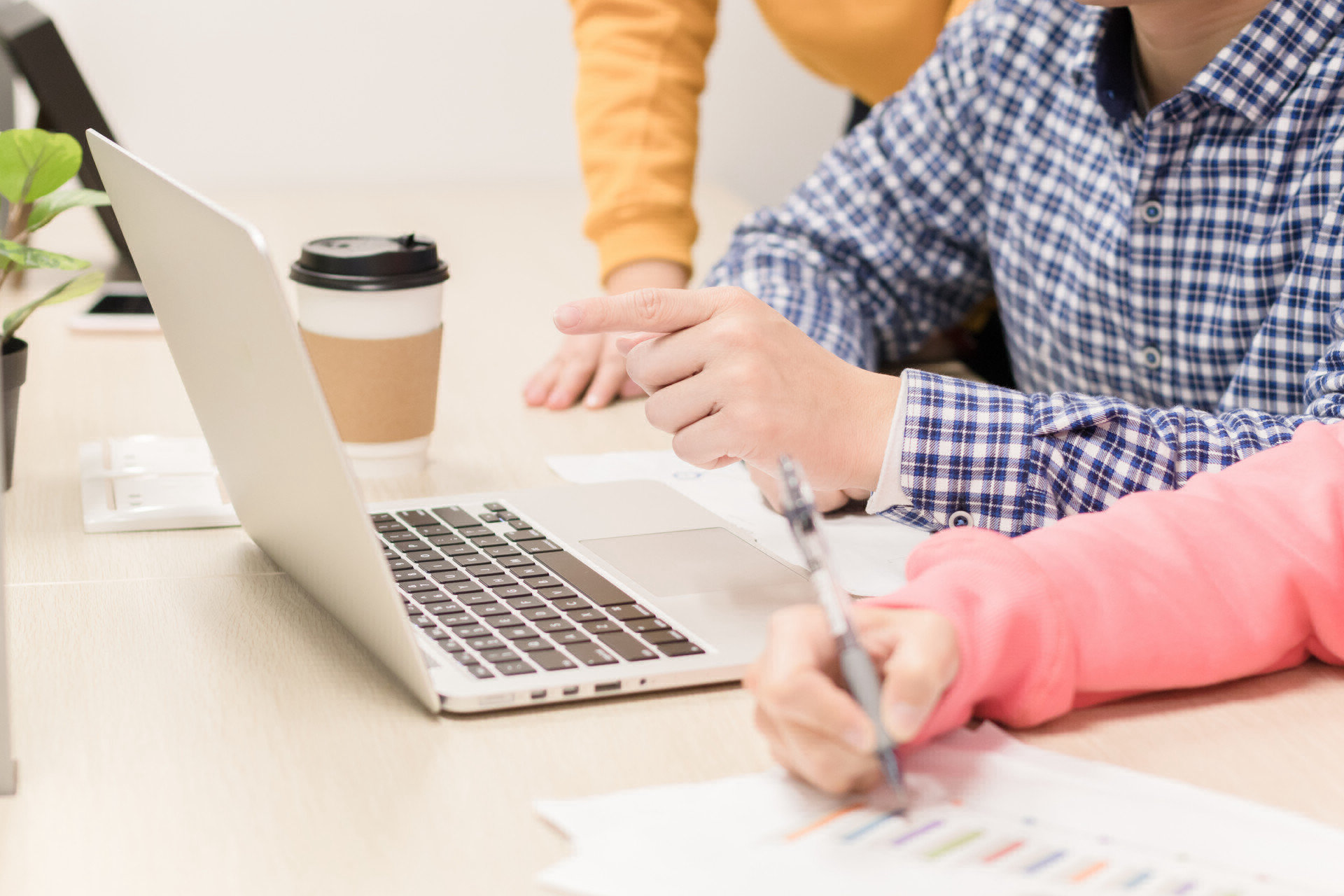 如何给公司取名字(新公司取名字大全参考)