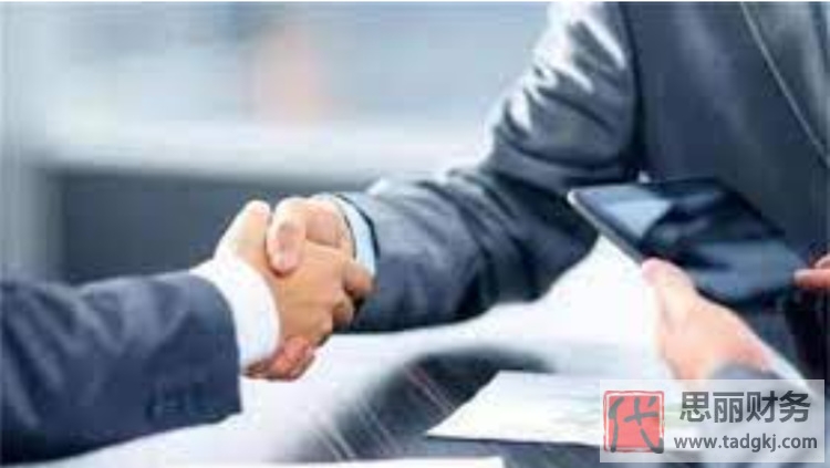 公司法人变更后员工需要重新签订合同吗？